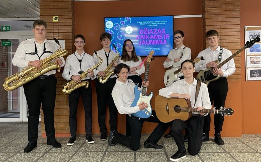 Saksofono ir gitaros ansamblis